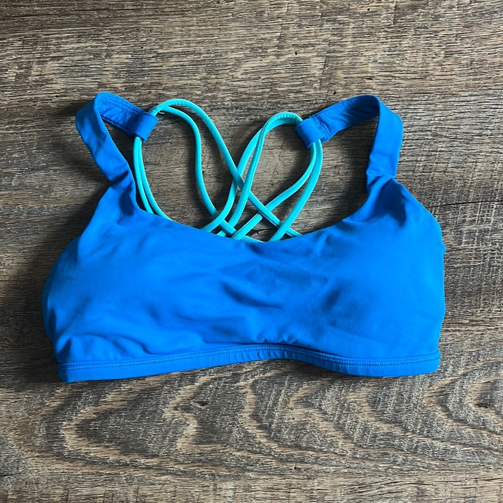 Lululemon Poolside/Electric Turquoise Free to Be Bra- Size 4 Women’s